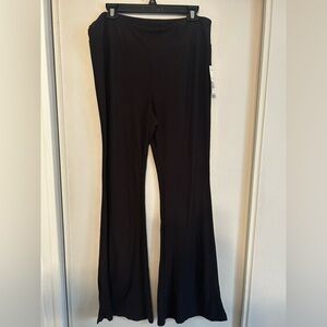 No Boundaries high rise yoga pants